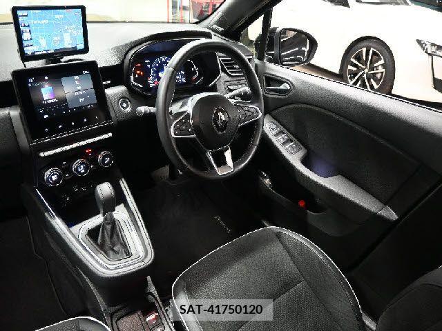 Renault LUTECIA 2021-11 367121-22