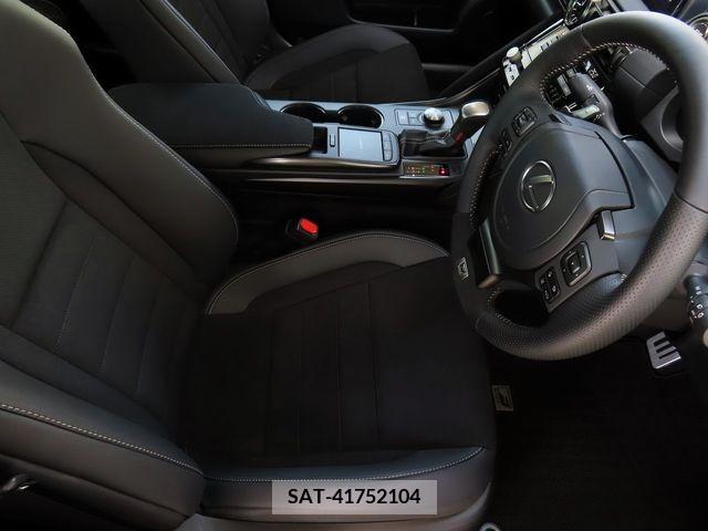 Lexus IS 2024-03 388153-14