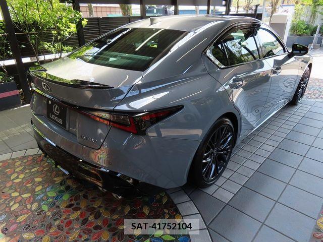 Lexus IS 2024-03 388153-8