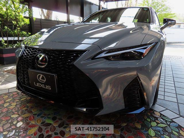 Lexus IS 2024-03 388153-0