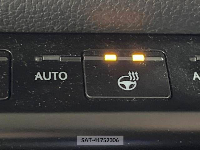 Lexus UX 2020-11 210061-7