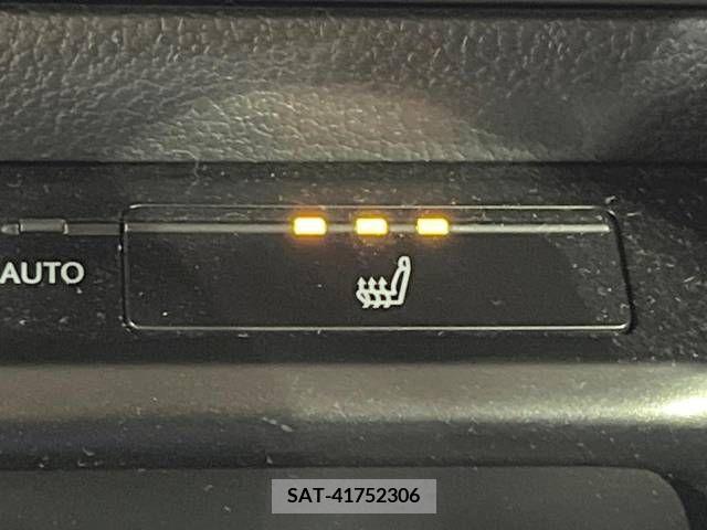 Lexus UX 2020-11 210061-5