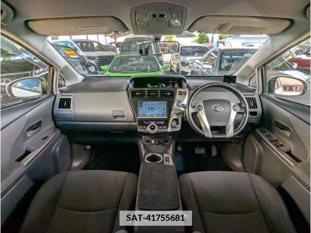 Toyota PRIUS ALPHA 2012-07 366737-3