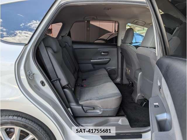 Toyota PRIUS ALPHA 2012-07 366737-11