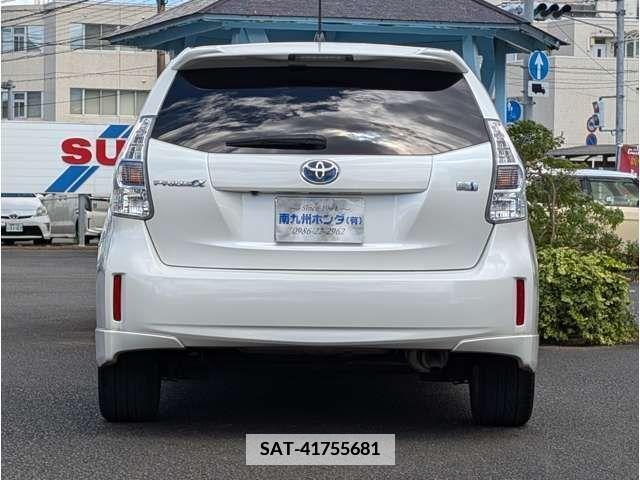 Toyota PRIUS ALPHA 2012-07 366737-7