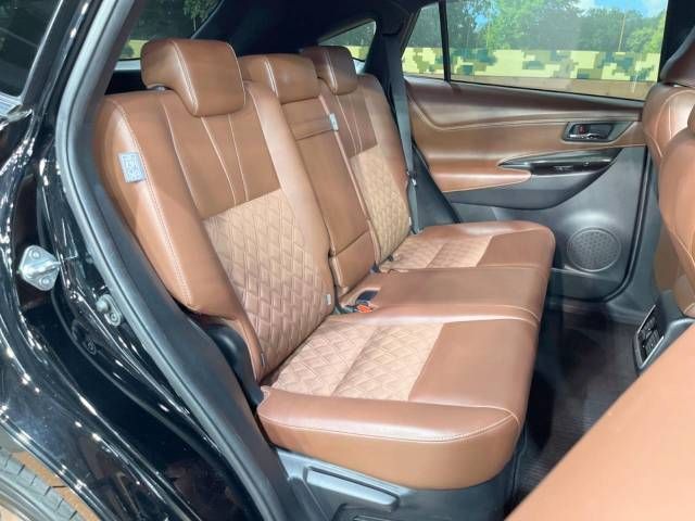 Toyota HARRIER 2019-01 186701-10