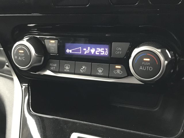 Nissan SERENA 2018-09 23699-18