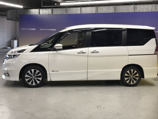 Nissan SERENA 2018-09 23699-5