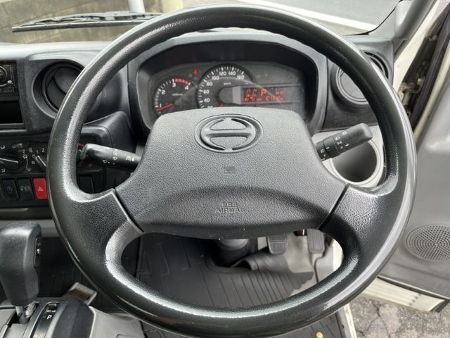 Hino DUTRO 2013-05 11743-16