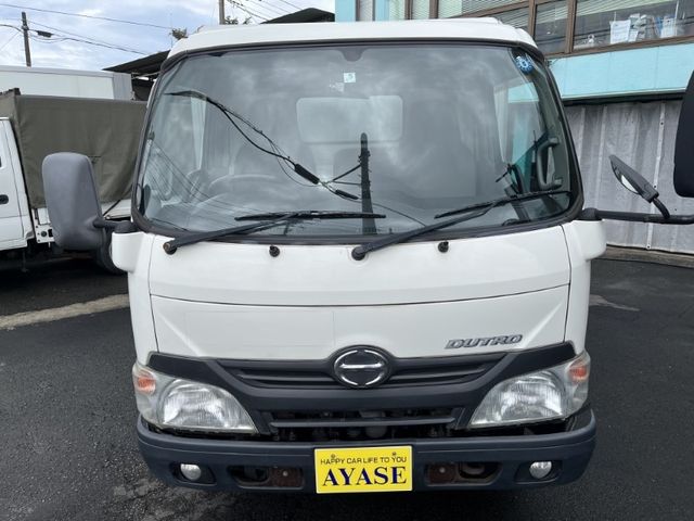 Hino DUTRO 2013-05 11743-1