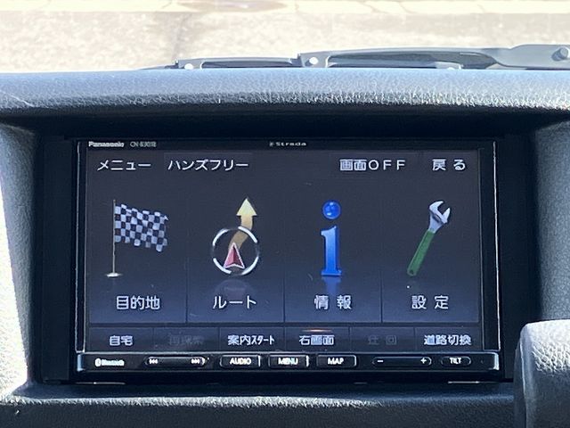 Nissan NV350 Caravan 2019-01 8382-25