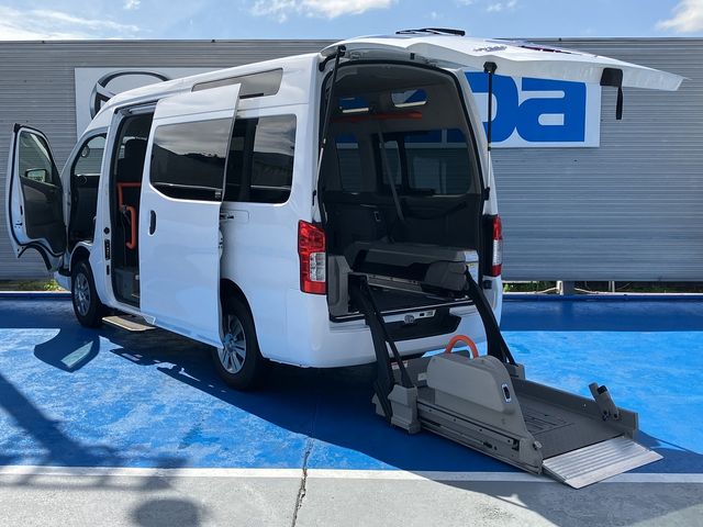 Nissan NV350 Caravan 2019-01 8382-0