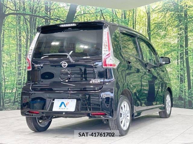 Nissan DAYZ 2018-09 358855-17
