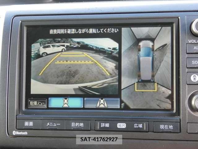 Honda e 2011-11 386482-16