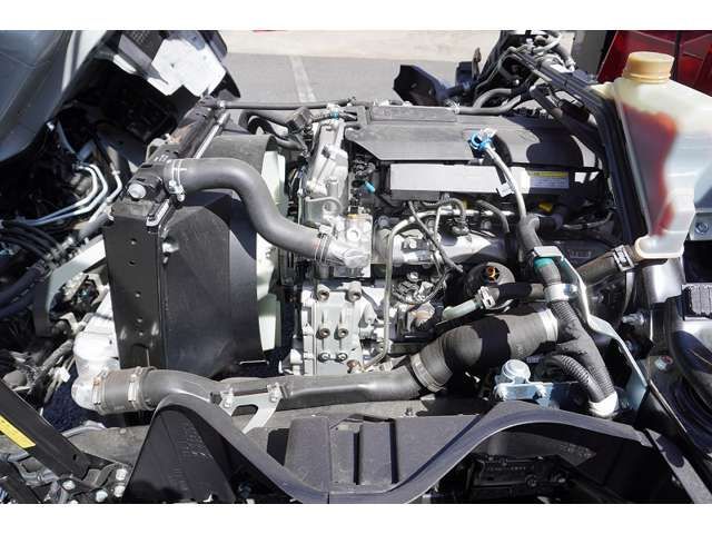 Mitsubishi CANTER 2023-07 22662-11