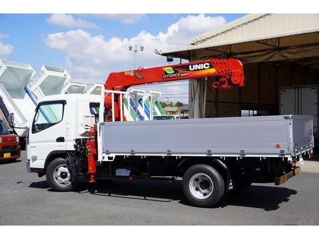 Mitsubishi CANTER 2023-07 22662-6