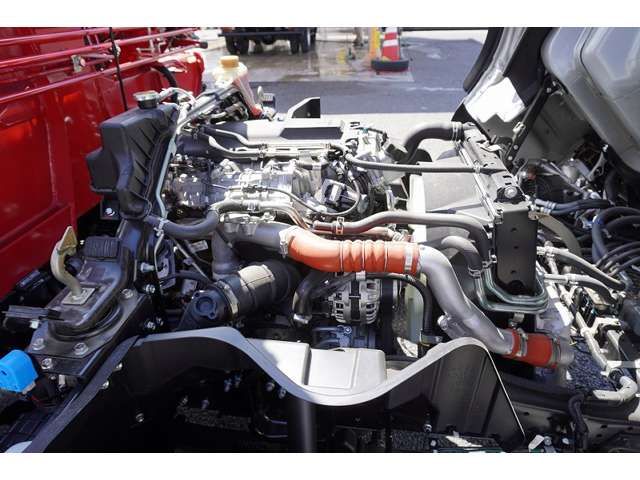 Mitsubishi CANTER 2023-07 22662-12