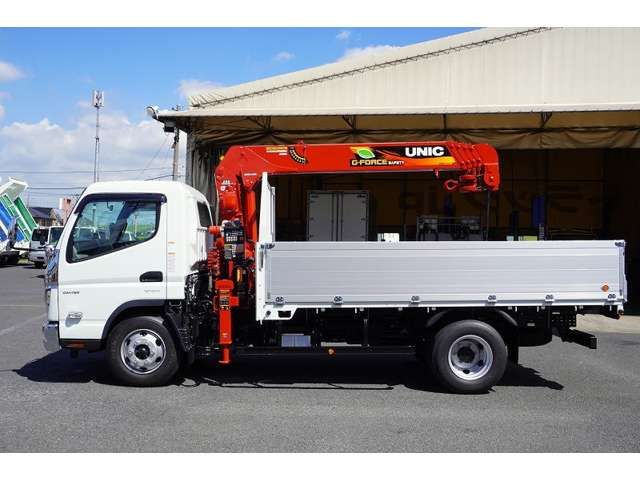 Mitsubishi CANTER 2023-07 22662-2