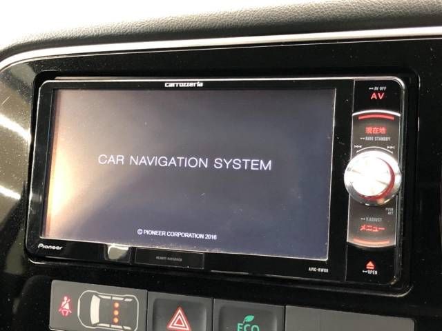 Mitsubishi OUTLANDER PHEV 2016-10 184993-2