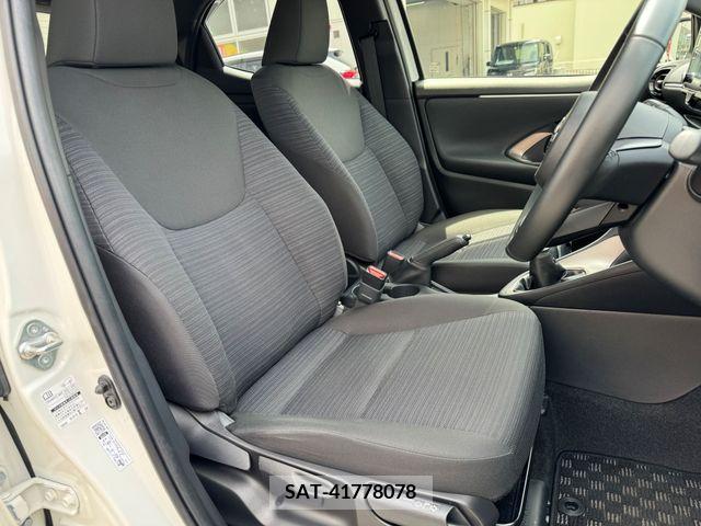 Toyota YARIS 2022-07 337548-19