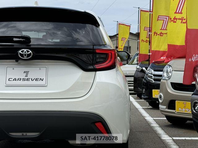 Toyota YARIS 2022-07 337548-24