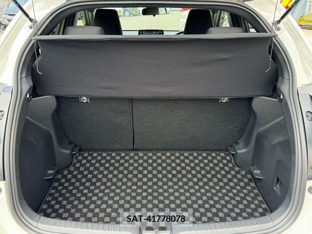 Toyota YARIS 2022-07 337548-25