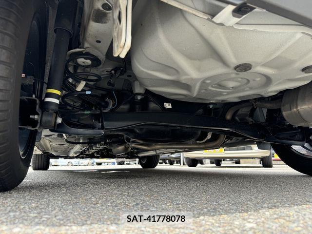 Toyota YARIS 2022-07 337548-28