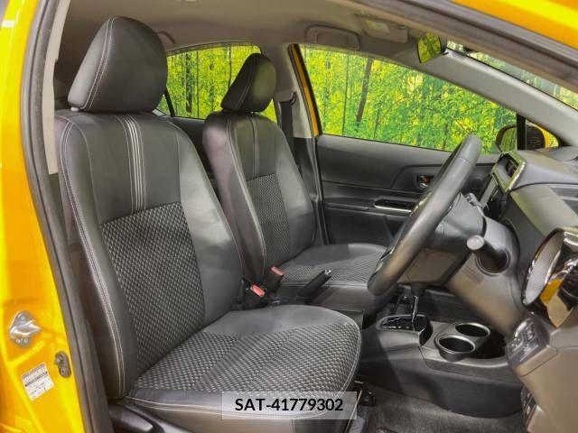 Toyota AQUA 2017-07 260428-8