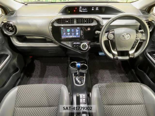 Toyota AQUA 2017-07 260428-1