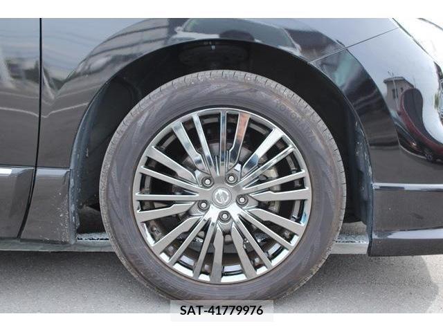 Nissan ELGRAND 2018-09 297124-11