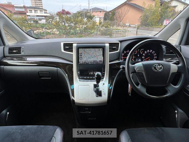 Toyota VELLFIRE 2012-12 213539-19