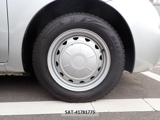 Nissan MARCH 2017-12 217397-18
