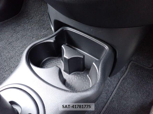 Nissan MARCH 2017-12 217397-10