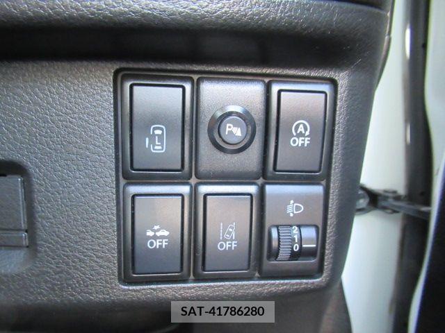 Suzuki SPACIA 2017-07 368514-18