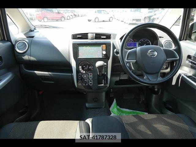 Nissan DAYZ 2014-01 323265-2