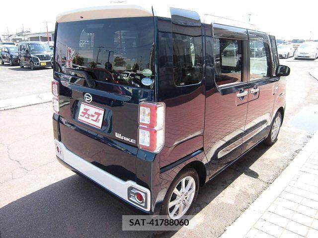 Daihatsu WAKE 2020-03 290188-8