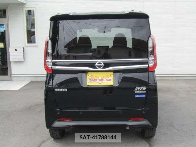 Nissan ROOX 2023-03 276138-7