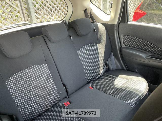 Nissan NOTE 2015-08 279951-6