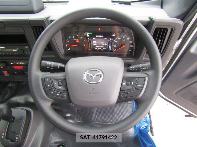 Mazda TITAN 2024-06 379818-20