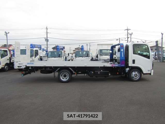 Mazda TITAN 2024-06 379818-3