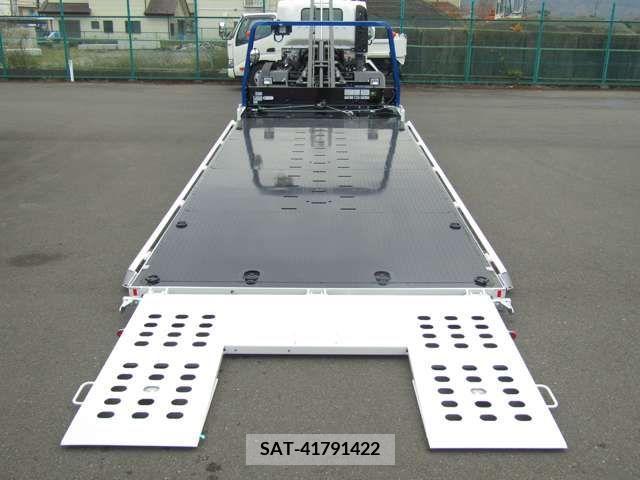 Mazda TITAN 2024-06 379818-14