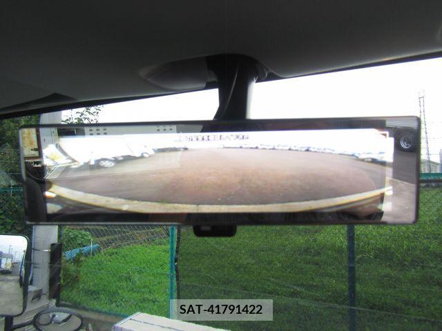 Mazda TITAN 2024-06 379818-26