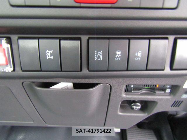 Mazda TITAN 2024-06 379818-24