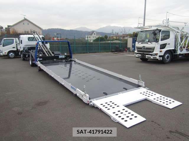 Mazda TITAN 2024-06 379818-11