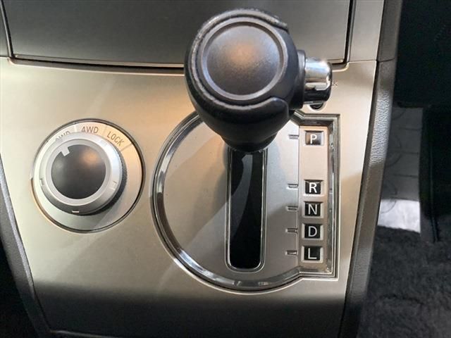 Mitsubishi DELICA D5 2013-03 11401-27