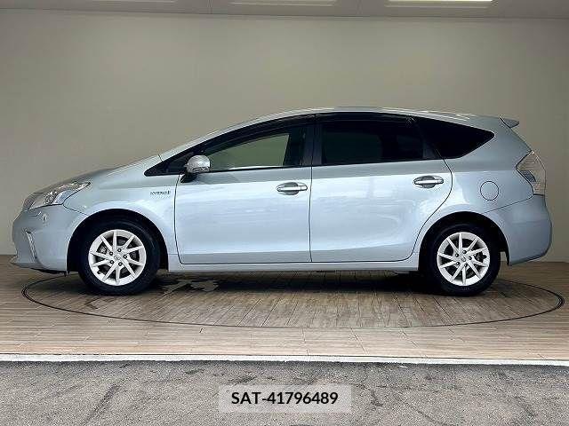 Toyota PRIUS ALPHA 2011-09 339185-13
