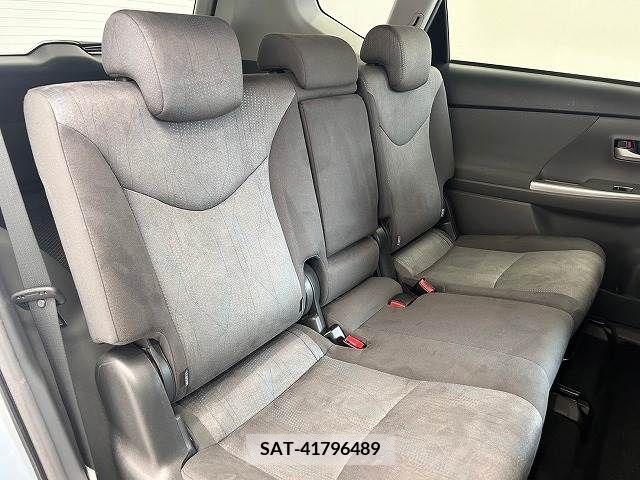 Toyota PRIUS ALPHA 2011-09 339185-9