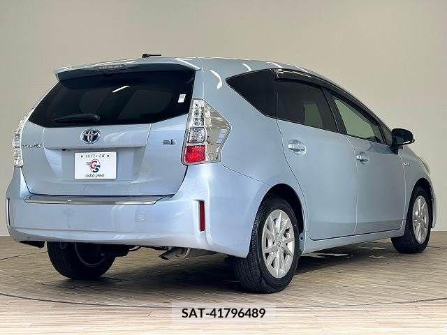 Toyota PRIUS ALPHA 2011-09 339185-16