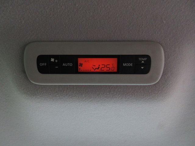 Nissan ELGRAND 2012-07 18252-23