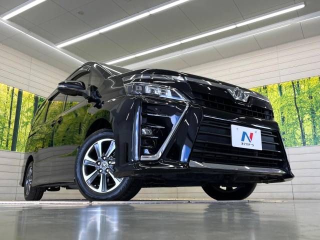 Toyota VOXY 2017-12 13812-17